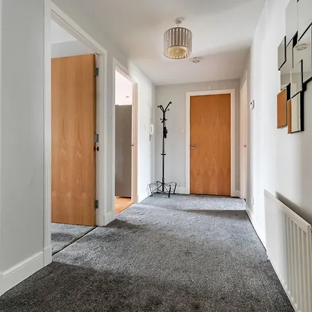 Apartment Amazing - Cables Wynd Near The Shore - Free Parking