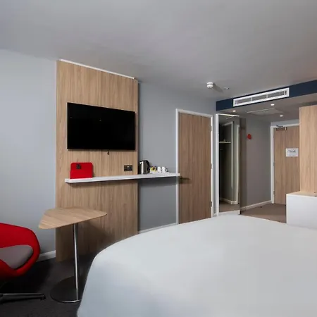 Express West By Ihg