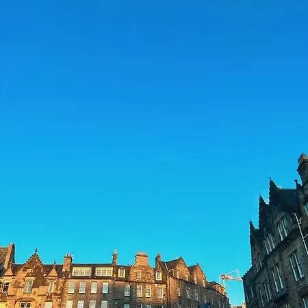 Super Modern & Stylish, Luxury 2 Bedroom Apt Edinburgh