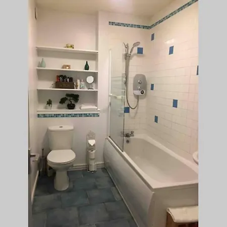 Apartment Centre, Old Town Apartment. Stunning Castle View Edinburgh