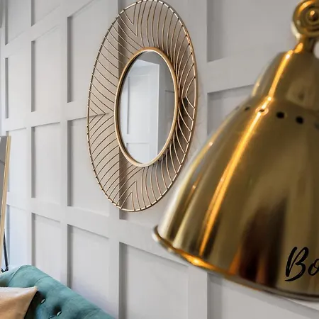 Apartment Grassmarket Luxury No. 2 - 3br-2ba - Free Parking By Bonjour Residences Edinburgh