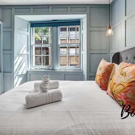 Grassmarket Luxury No. 2 - 3br-2ba - Free Parking By Bonjour Residences *