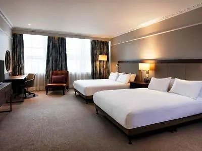 Hilton Carlton Hotel 4*