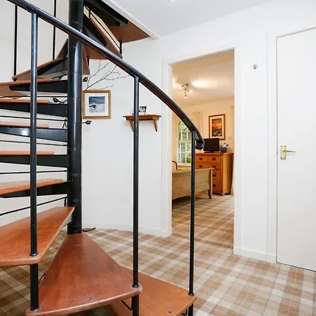 Mews Apartament *