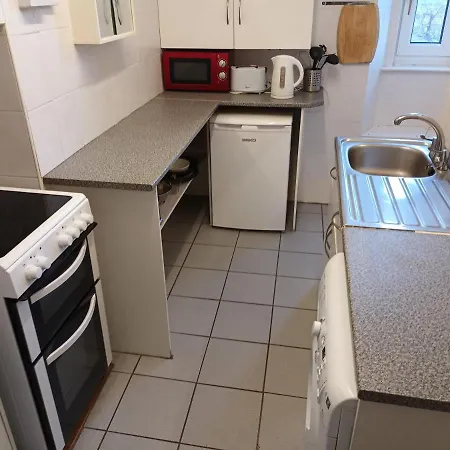 Appartement Victorian 3 Bedroom With Free Parking And Private Garden *