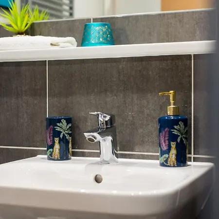 48 Annandale Street Edynburg