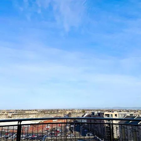 Apartment Penthouse 101 *