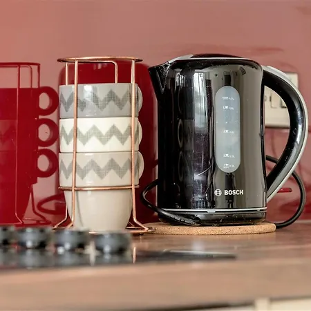 Stunning 1 Bed At Holyrood Palace & Arthurs Seat Apartament Edynburg