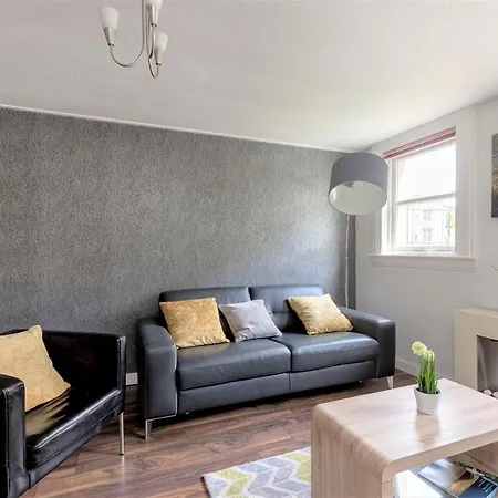 Stunning 1 Bed At Holyrood Palace & Arthurs Seat *