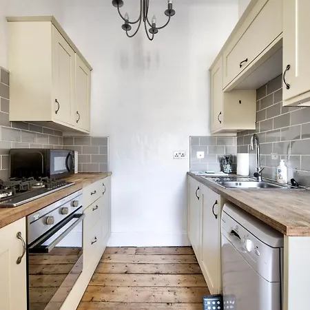 Guestready - Bright 1bd Close To Centre