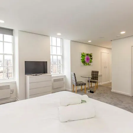 Lovely Studio In Unique Area, Old Town *