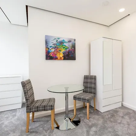 Appartement Modern Studio Next To Castle *