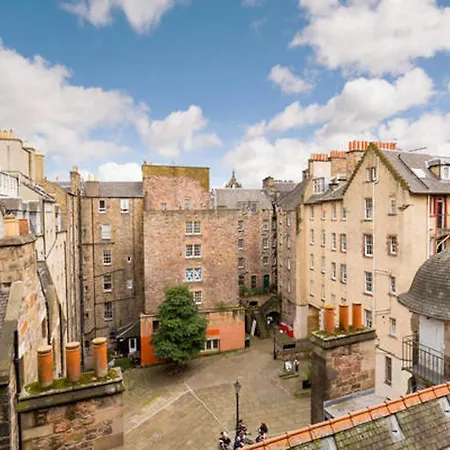 Modern Studio Next To Castle *