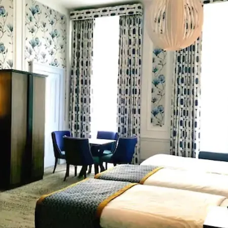 Aparthotel Cairn & 3*