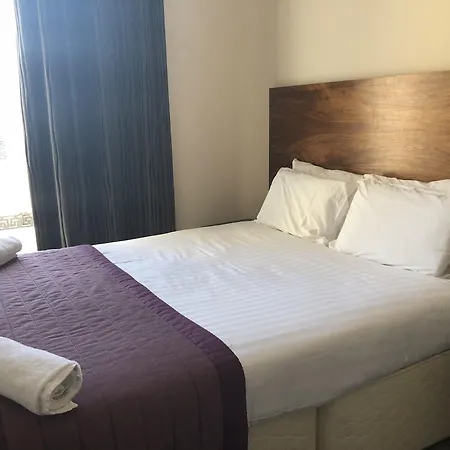 Aparthotel Cairn & Edimburgo