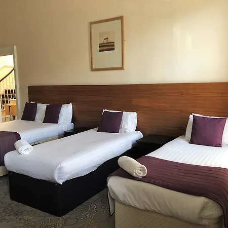 Cairn & Aparthotel Edimburgo