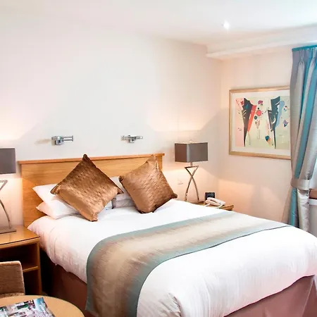 מלון Royal Scots Club