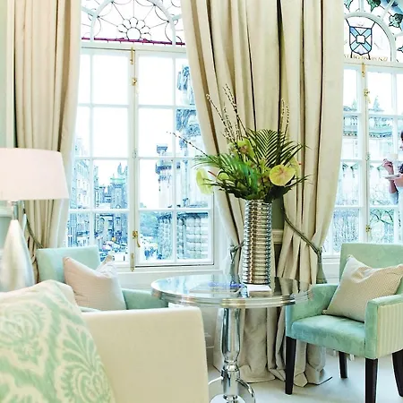 Ξενοδοχείο με διαμερίσματα Fraser