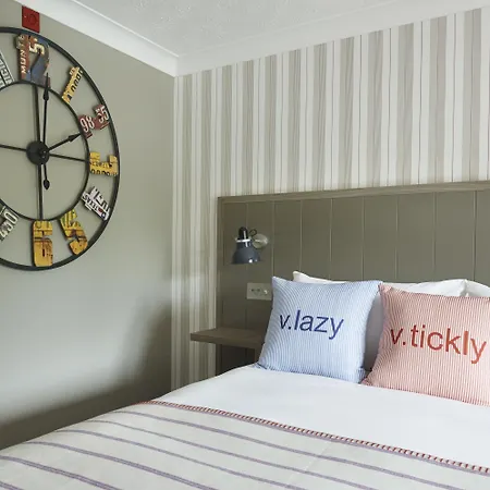 Otel Village Edinburgh