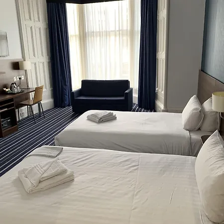 Piries 3* Edinburgh