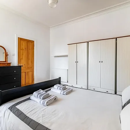 Apartment Amazing - Dalgety St - Near Holyrood Edinburgh