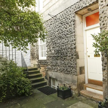 Hotel Inchgrove House 4*