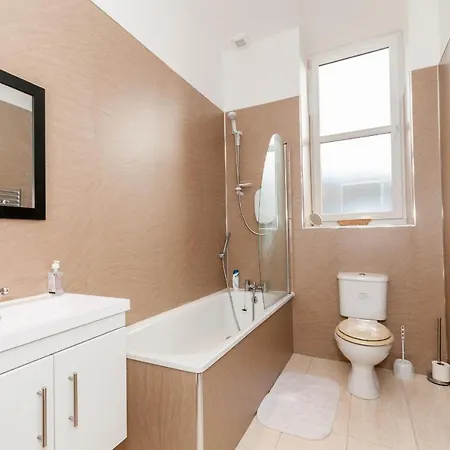 Appartamento Charming Large City Centre Apartment Edimburgo
