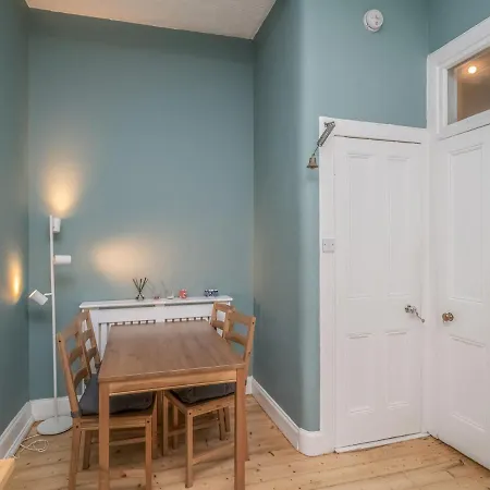 Pass The Keys Stunning And Modern 1 Bed Flat Near Centre Appartement Edinburgh