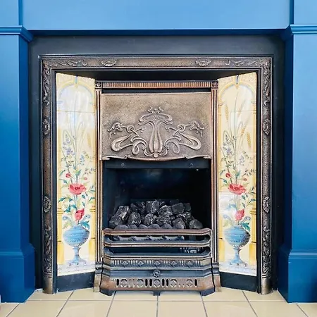 Eastfield * Edinburgh