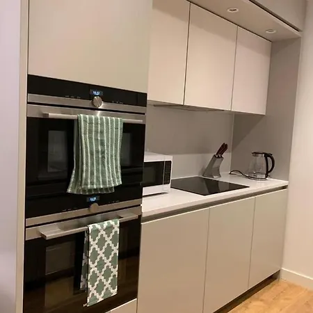 Quartermile One Bedroom Apartment Edinburgh