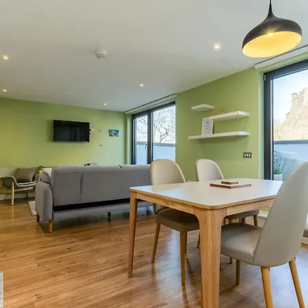 Amazing 2 Bedroom With Views Of Castle Appartement Édimbourg
