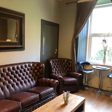 Warm, Cozy&Relaxed Apartment By Holyrood Palace * إدنبرة
