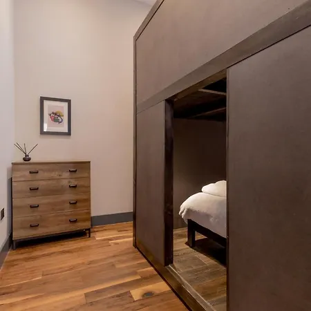Bohemian Luxury In The Heart Edinburghs Leith District Appartamento