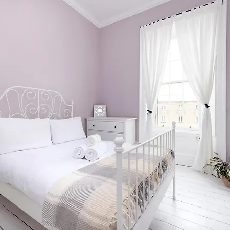Altido Glamorous 2-bed Flat Near Castle Apartamento