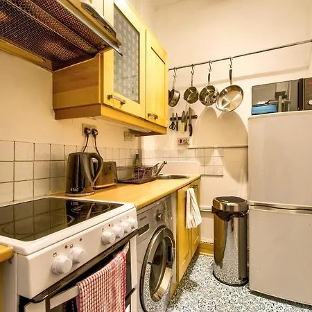 Appartamento Guestready - Beautiful Period Top Floor Flat By City Center *