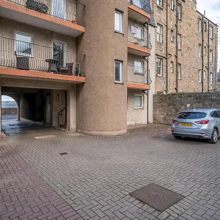 Apartment Stunning Flat With Sea View And Parking - Pass The Keys Edinburgh