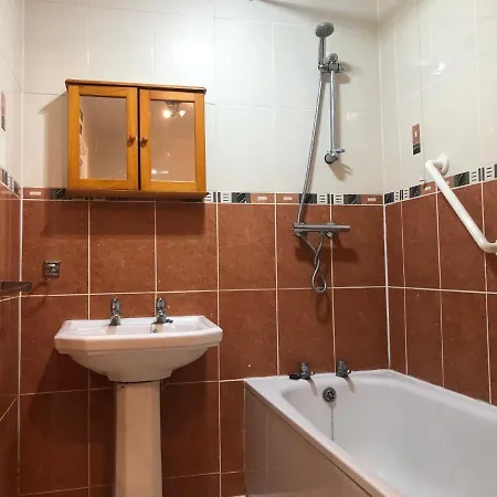 Specious Doublex Apartment By The Old Town شقة *