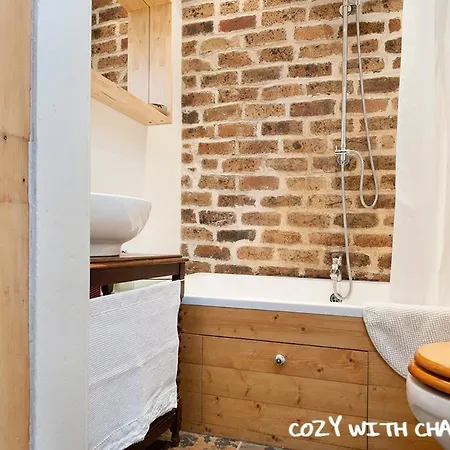 Cozy With Character Vibrant Style Flat At Leith Links Park *