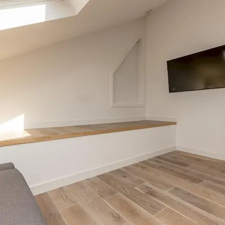 Lägenhet Pass The Keys Stunning 3 Bed Loft Style With Free Parking Edinburg