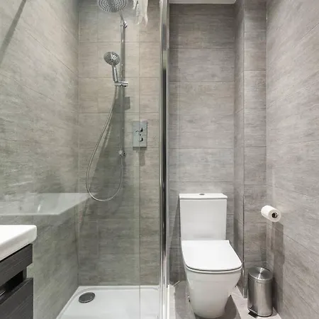 Stunning 3 Bedroom Flat In Bruntsfield Apartament