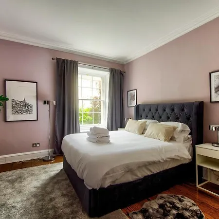 Bright And Airy 3Br Home In Stockbridge شقة *