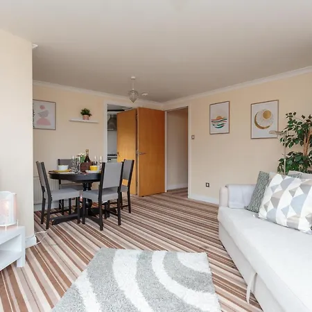 Ocean Way In Leith *