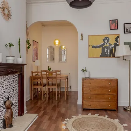 Stylish Flat In With Private Garden * Edimburgo