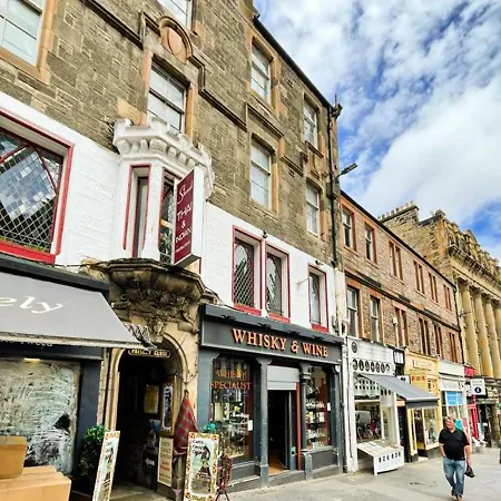 아파트 Lively & Energetic 2br On The Royal Mile