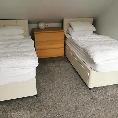 2 Bedroom With Park View *