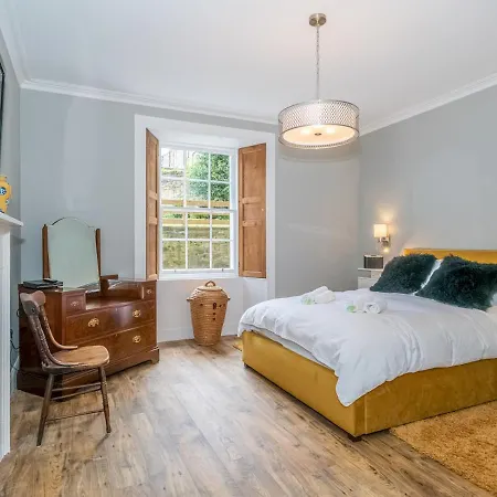 Superb 3beds House In Chic Area Of The Centre - Pass The Keys