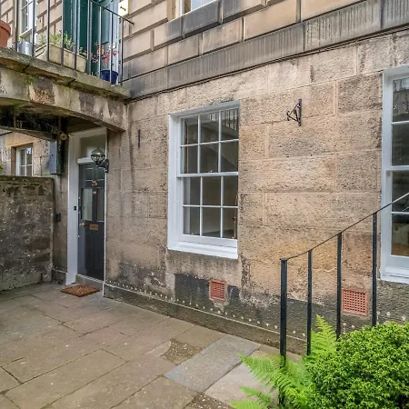 Superb 3beds House In Chic Area Of The Centre - Pass The Keys 別荘 *