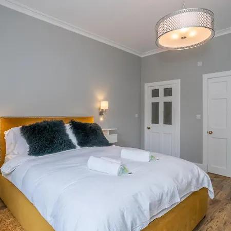 Superb 3beds House In Chic Area Of The Centre - Pass The Keys Edinburgh