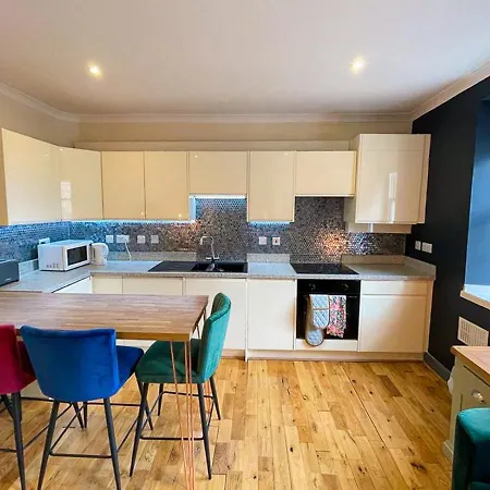 아파트 Lively & Energetic 2br On The Royal Mile *