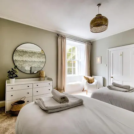 דירה Bright And Airy 3 Bedroom Traditional In Stockbridge